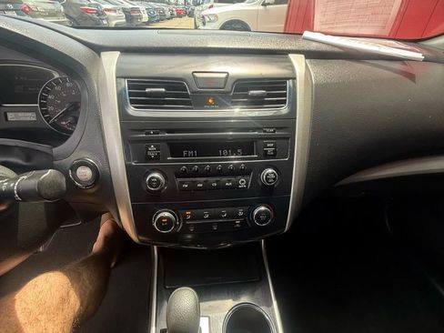 Used 2014 Nissan Altima 2.5 S FWD image 9