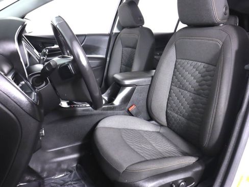 Used 2019 Chevrolet Equinox LT AWD/4WD image 30
