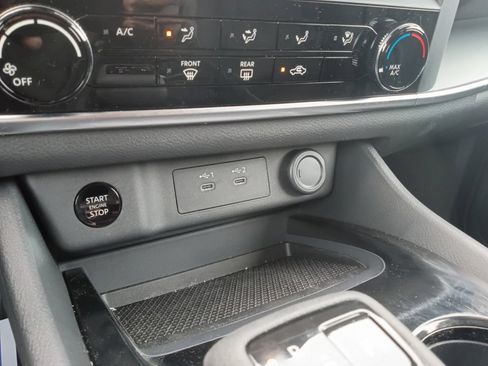 Used 2026 Nissan Rogue S FWD image 20