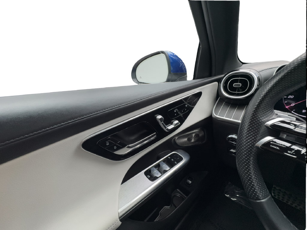 Used 2023 Mercedes-Benz GLC 300 w/ AMG Line image 22