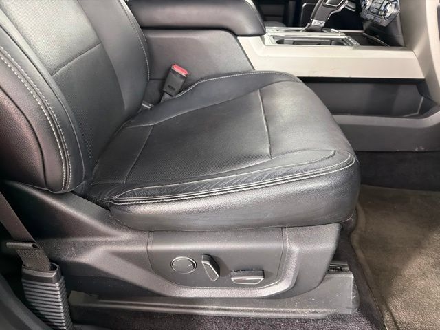 Used 2015 Ford F150 Lariat w/ Equipment Group 502A Luxury AWD/4WD image 37