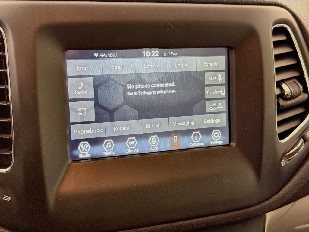 Used 2020 Jeep Compass Latitude FWD image 33
