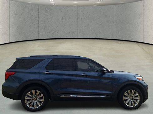 Used 2020 Ford Explorer Limited w/ Class III Trailer Tow Package image 6