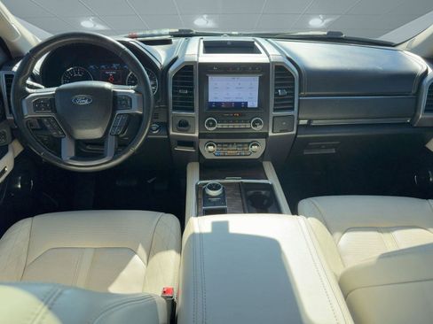 Used 2021 Ford Expedition Platinum image 17