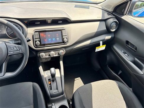 New 2025 Nissan Kicks Play S image 17