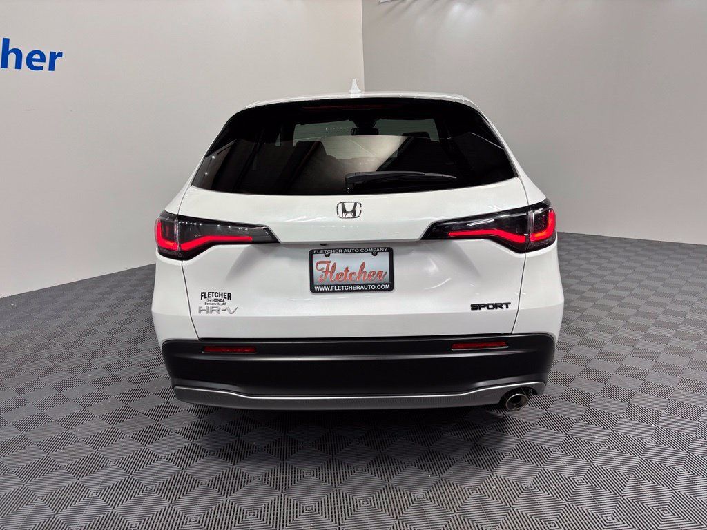 Certified 2024 Honda HR-V Sport image 5