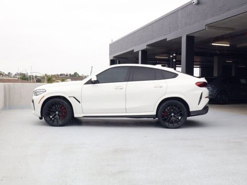 Used 2022 BMW X6 M50i w/ Premium Package AWD/4WD image 2