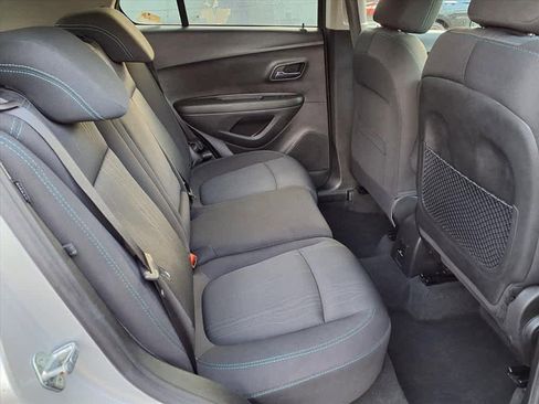 Used 2016 Chevrolet Trax LT image 12