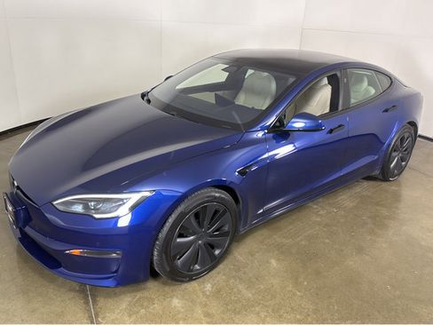 Used 2022 Tesla Model S Standard Range image 14