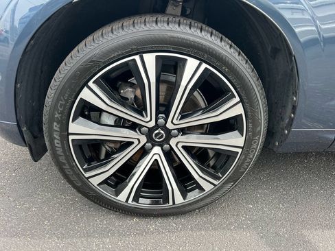 Certified 2023 Volvo XC60 B6 Ultimate w/ Protection Package Premier AWD/4WD image 8