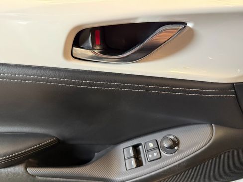 Used 2021 MAZDA MX-5 Miata RF Grand Touring image 17