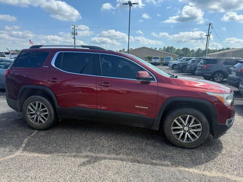 Used 2017 GMC Acadia SLE AWD/4WD image 8