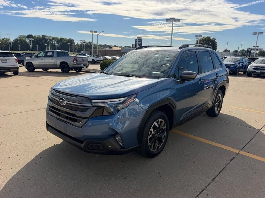 Used 2025 Subaru Forester Premium w/ Convenience Package #1 AWD/4WD image 6