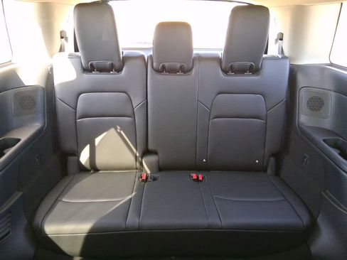 New 2026 Nissan Pathfinder Platinum w/ Cargo Package FWD image 36