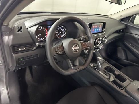 Used 2025 Nissan Sentra S image 13