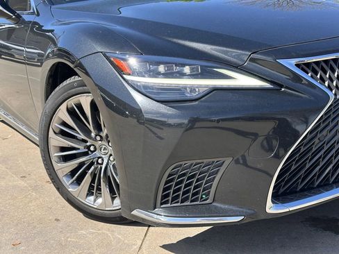 Used 2021 Lexus LS 500 w/ Luxury Package image 4