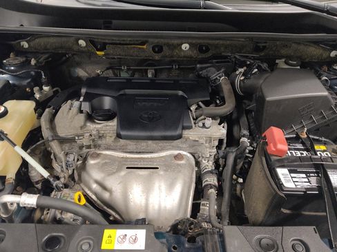 Used 2018 Toyota RAV4 Limited w/ All Weather Liner Package image 30