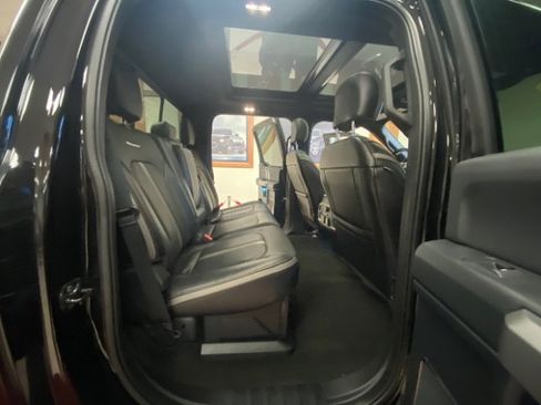 Used 2018 Ford F250 Platinum w/ Platinum Ultimate Package image 16