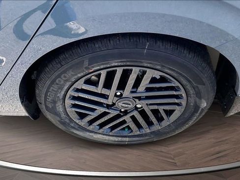 New 2026 Nissan Sentra SV w/ SV Convenience Package image 12