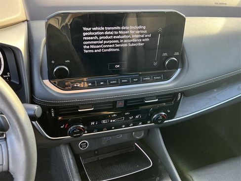 Certified 2023 Nissan Rogue Platinum w/ Platinum Premium Package image 8