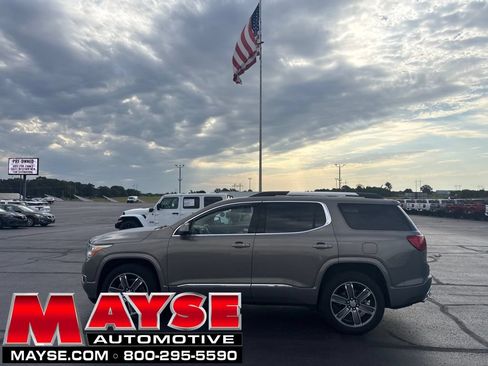 Used 2019 GMC Acadia Denali w/ Technology Package AWD/4WD image 1