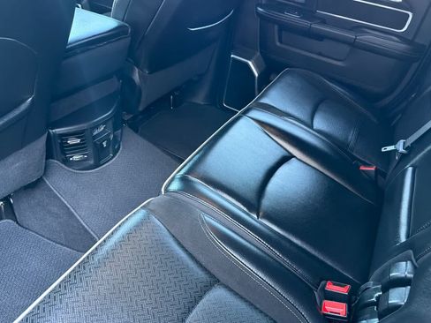 Used 2022 RAM 2500 Laramie w/ Night Edition AWD/4WD image 4