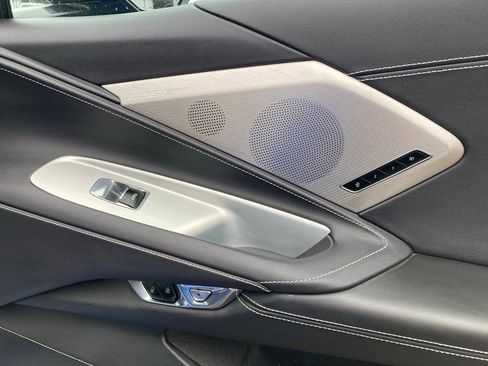 Used 2021 Chevrolet Corvette Stingray Preferred Cpe w/ Z51 Performance Package image 15