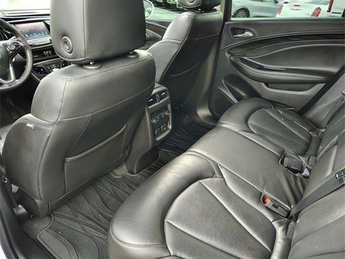 Used 2019 Buick Envision Premium image 31