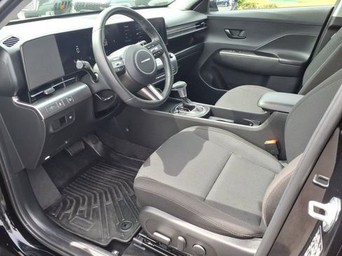 Used 2025 Hyundai Kona SEL AWD/4WD image 14