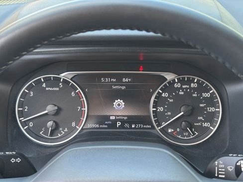 Used 2025 Nissan Rogue SV AWD/4WD image 35