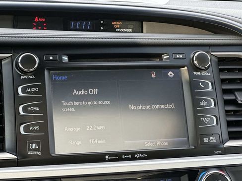 Used 2019 Toyota Highlander Limited Platinum image 11