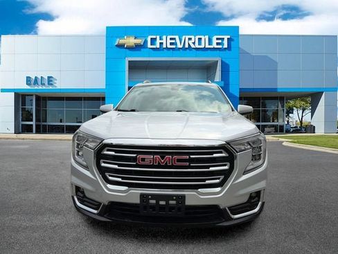 Used 2022 GMC Terrain SLT FWD image 8