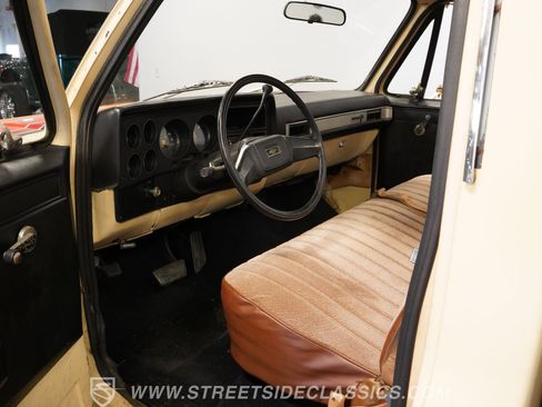 Used 1988 Chevrolet Silverado 3500 2WD Regular Cab image 4