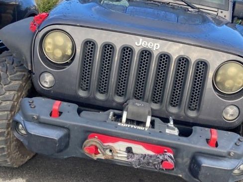 Used 2016 Jeep Wrangler Unlimited Rubicon image 9