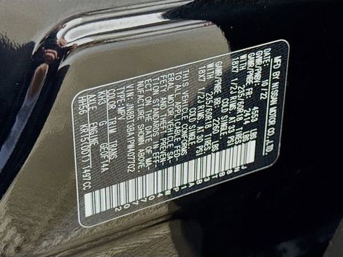 Used 2023 Nissan Rogue SV image 16