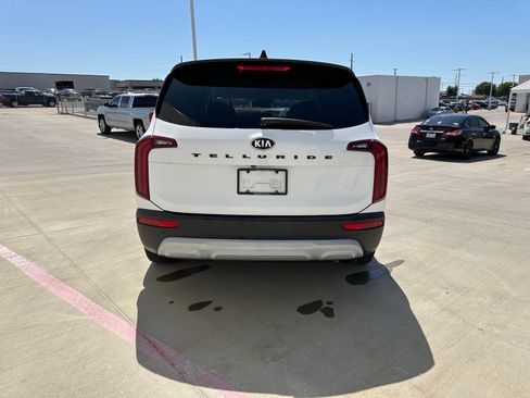 Used 2021 Kia Telluride LX FWD image 6