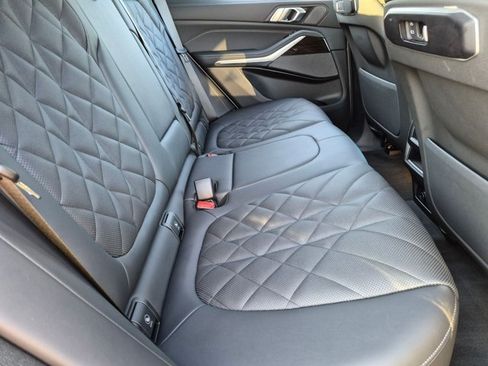 Used 2025 BMW X5 sDrive40i w/ Premium Package RWD image 18