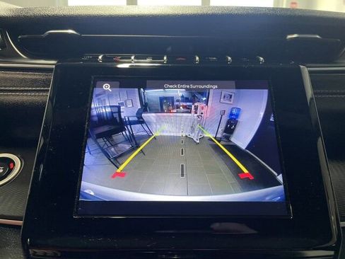 Used 2024 Jeep Grand Cherokee Altitude image 32