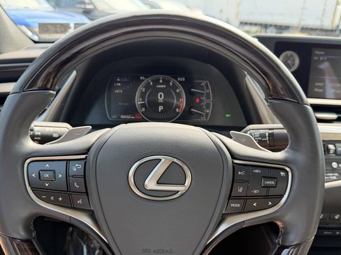 Used 2021 Lexus ES 250 w/ Premium Package AWD/4WD image 24