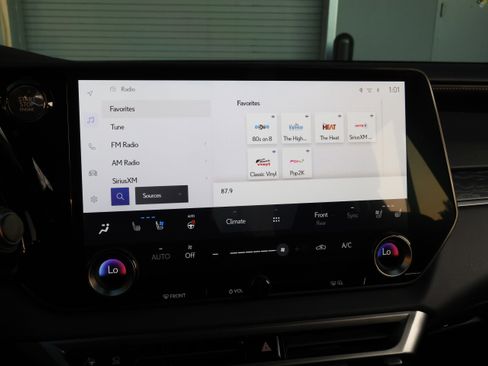 Used 2024 Lexus RX 350 Premium Plus w/ Convenience Package FWD image 24