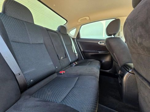 Used 2015 Nissan Sentra SR FWD image 13