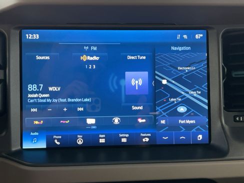 Used 2024 Ford Bronco Wildtrak image 23