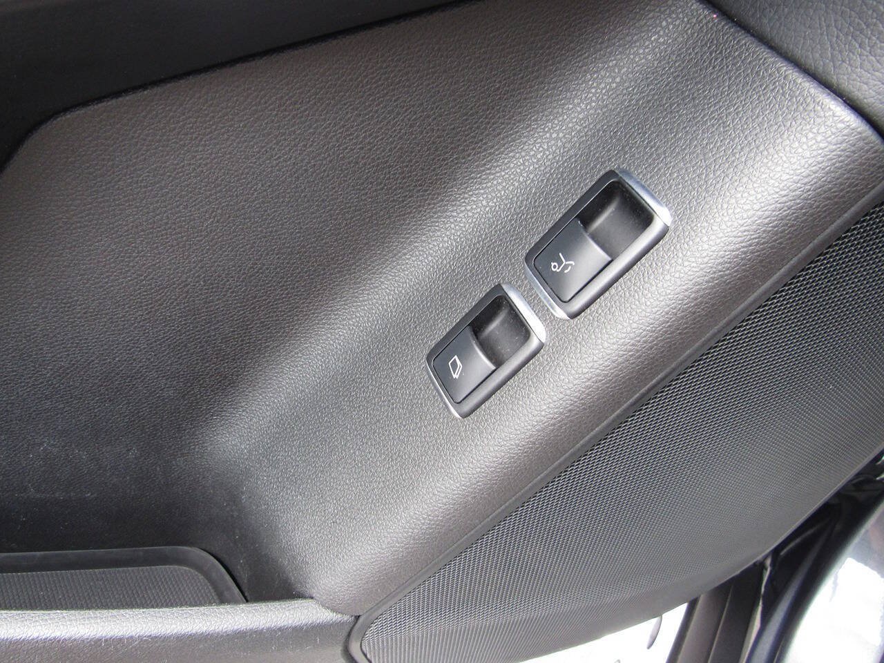 Used 2017 Mercedes-Benz GLS 550 4MATIC image 42