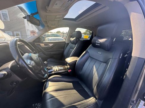 Used 2014 INFINITI QX70 3.7 w/ Premium Package image 8