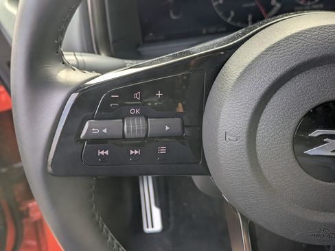 Used 2024 Nissan Z Performance w/ Heritage Edition image 16