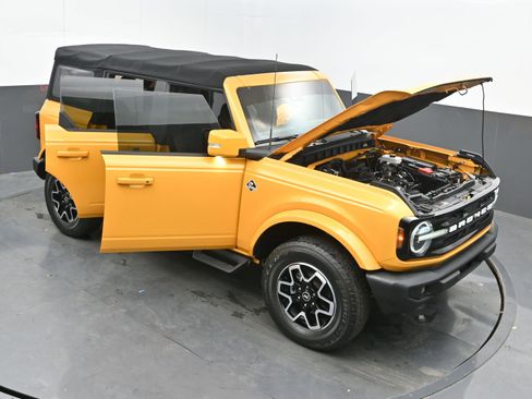 Used 2022 Ford Bronco Outer Banks image 43
