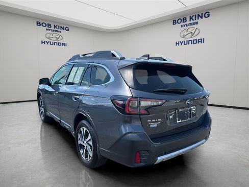 Used 2022 Subaru Outback Touring w/ Popular Package #2 image 3