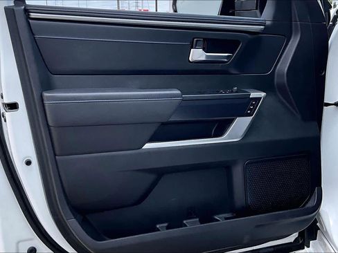 Used 2025 Toyota Tundra Platinum image 22