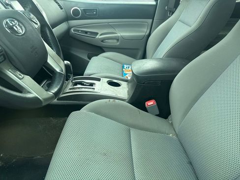 Used 2015 Toyota Tacoma 4x4 Double Cab w/ TRD Off-Road Package image 6