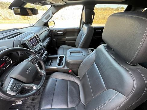 Used 2021 Chevrolet Silverado 1500 LT Trail Boss image 28